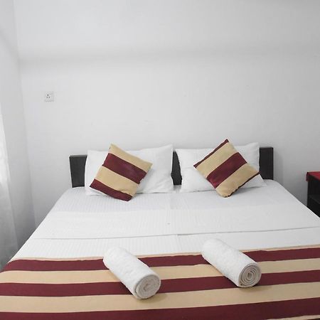 Molino Tourist Rest Anuradhapura Hotel Ngoại thất bức ảnh