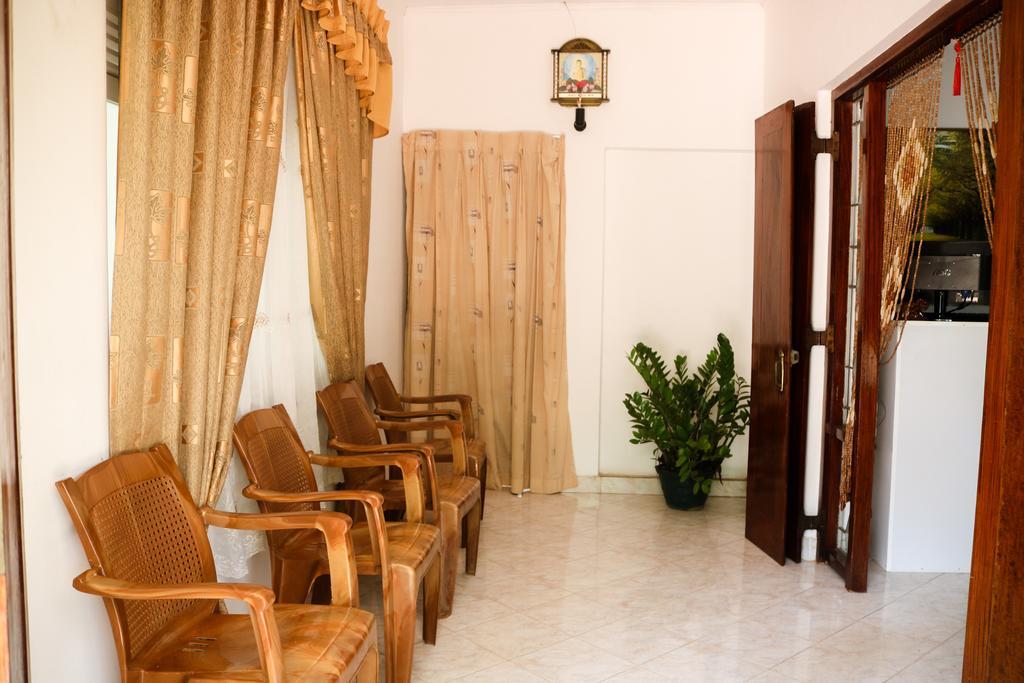 Molino Tourist Rest Anuradhapura Hotel Ngoại thất bức ảnh