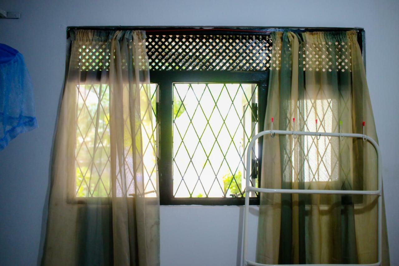 Molino Tourist Rest Anuradhapura Hotel Ngoại thất bức ảnh